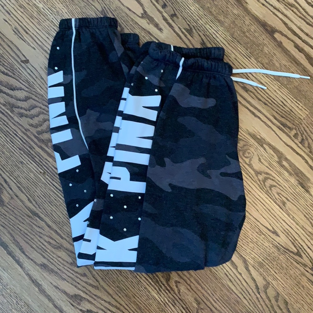 Sweat pants